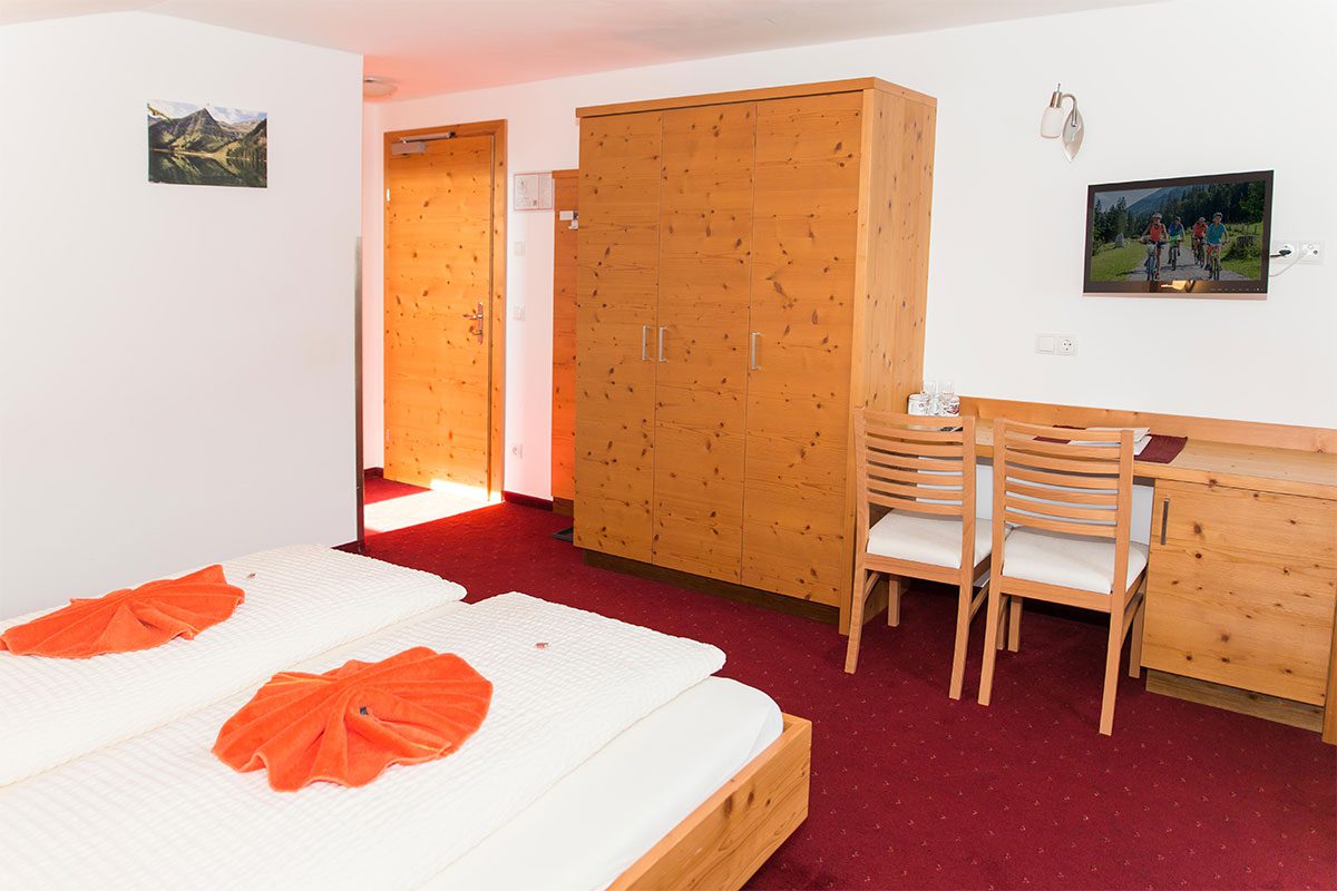 Doppelzimmer in Altenmarkt-Zauchensee, Landgasthof Alpenblick