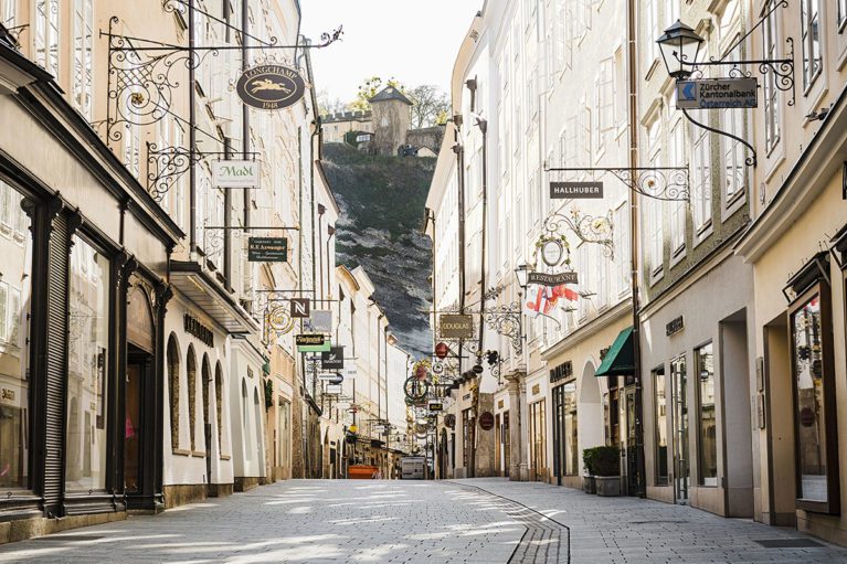 Getreidegasse Salzburg - Ausflugsziel im Salzburger Land